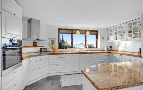 Kitchen, 4 Bedroom Lovely Home In Væggerløse in Væggerlose Kitchen, 4 Bedroom Lovely Home In Væggerløse in Væggerlose