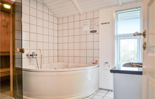 Bathroom, Holiday Home Bjerregardsvej Vi in Hvide Sande Bathroom, Holiday Home Bjerregardsvej Vi in Hvide Sande
