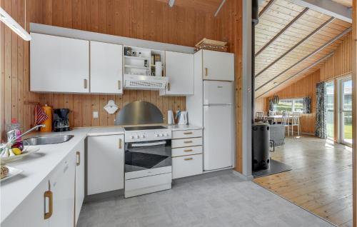 مطبخ, Holiday Home Solbjergvej Sydals Denm in Sydals مطبخ, Holiday Home Solbjergvej Sydals Denm in Sydals