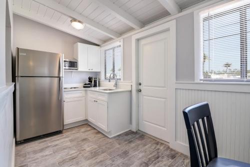 Fiesta Key RV Resort Premium Room 3 in Layton (FL) Fiesta Key RV Resort Premium Room 3 in Layton (FL)