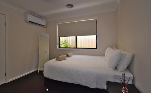 Holiday Home in Koonawarra in Dapto Holiday Home in Koonawarra in Dapto