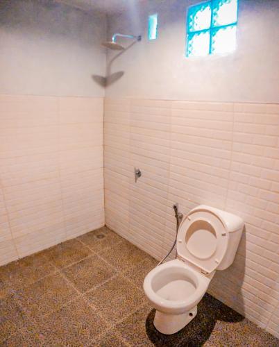 Bathroom, Wonderful Citamiang by Anrha near Gunung Mas Wisata Argo Bathroom, Wonderful Citamiang by Anrha near Gunung Mas Wisata Argo