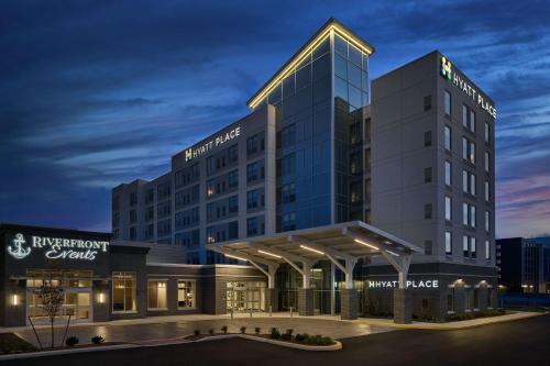 Exterior view, Hyatt Place Wilmington Riverfront in Wilmington (DE) Exterior view, Hyatt Place Wilmington Riverfront in Wilmington (DE)