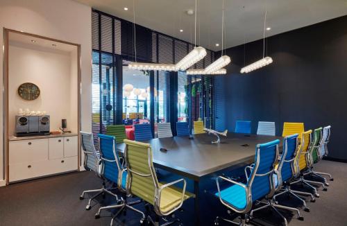 Meeting room / ballrooms, citizenM Miami Worldcenter in Miami (FL) Meeting room / ballrooms, citizenM Miami Worldcenter in Miami (FL)