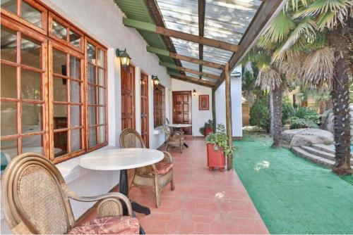 Balcony/terrace, The Link Guest House in Greater OR Tambo Balcony/terrace, The Link Guest House in Greater OR Tambo