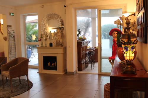 Hol, Hotel La Villa des Oliviers in Cagnes-sur-Mer Hol, Hotel La Villa des Oliviers in Cagnes-sur-Mer