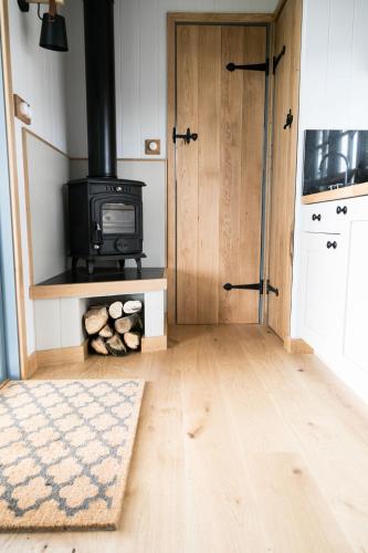 Skylark Shepherds Hut in Norton St Philip Skylark Shepherds Hut in Norton St Philip
