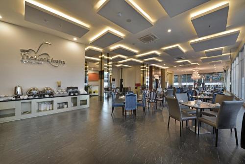 Food and beverages, Serela Cihampelas Hotel in Cihampelas Food and beverages, Serela Cihampelas Hotel in Cihampelas