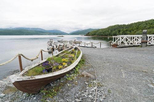 Kilátás, Sørreisa Fiske og Feriesenter in Sorreisa Kilátás, Sørreisa Fiske og Feriesenter in Sorreisa