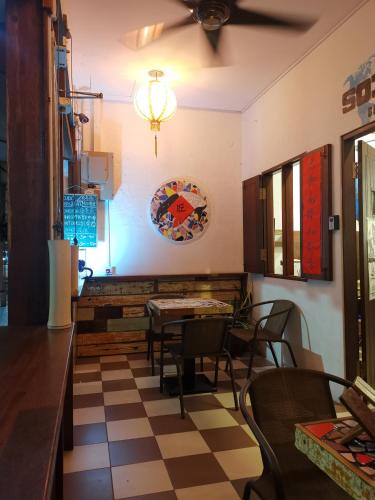 Shared lounge/TV area, Sojourn Beds and Cafe in Taiping Shared lounge/TV area, Sojourn Beds and Cafe in Taiping