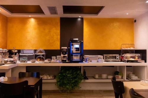 Food and beverages, Hotel Re Di Roma in San Giovanni Food and beverages, Hotel Re Di Roma in San Giovanni