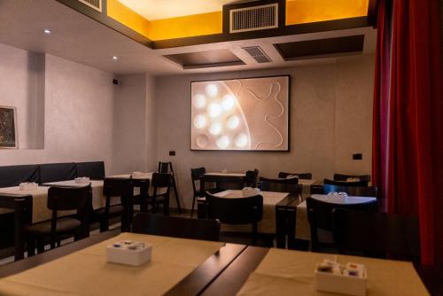 Food and beverages, Hotel Re Di Roma in San Giovanni Food and beverages, Hotel Re Di Roma in San Giovanni