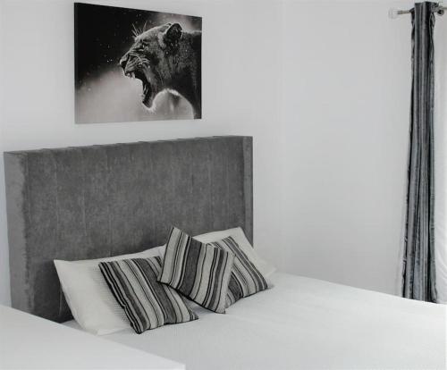 Lovely Modern Apartment Close to Town Centre in Maypole Lovely Modern Apartment Close to Town Centre in Maypole