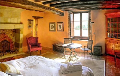 Lovely Home In Conflans Sur Anille in Saint-Calais Lovely Home In Conflans Sur Anille in Saint-Calais