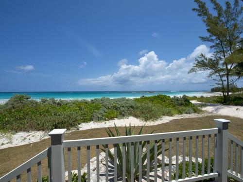 French Leave South Beach Dogtrot Villa villa in Governors Harbour French Leave South Beach Dogtrot Villa villa in Governors Harbour