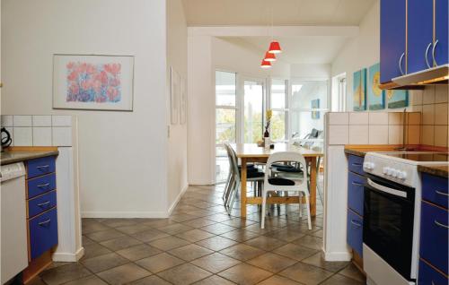 Konyha, Awesome Home In Hirtshals With Sauna in Mygdal Konyha, Awesome Home In Hirtshals With Sauna in Mygdal