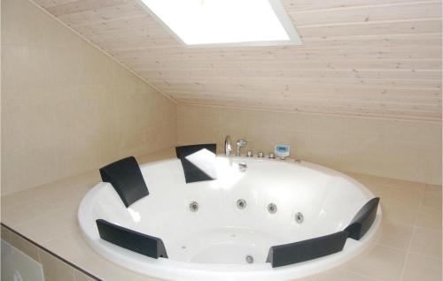 Swimming pool, Holiday Home Blommestien Idestrup Iv in Idestrup Swimming pool, Holiday Home Blommestien Idestrup Iv in Idestrup