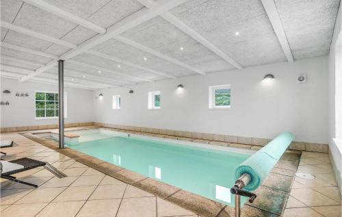 Swimming pool, Eight-Bedroom Holiday Home In Ebeltoft in Ebeltoft Swimming pool, Eight-Bedroom Holiday Home In Ebeltoft in Ebeltoft