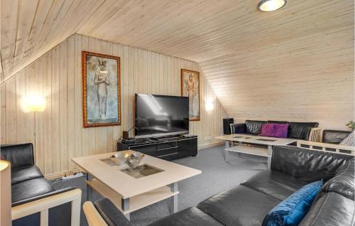 Eight-Bedroom Holiday Home In Ebeltoft in Ebeltoft Eight-Bedroom Holiday Home In Ebeltoft in Ebeltoft