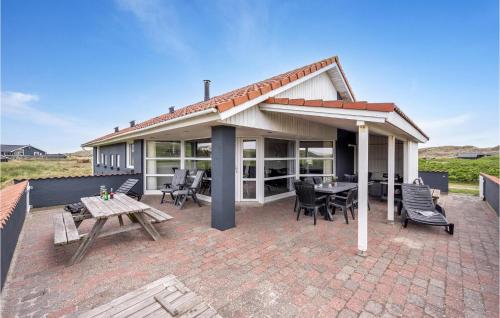 Vista exterior, Four-Bedroom Holiday Home In Hvide Sande in Hvide Sande Vista exterior, Four-Bedroom Holiday Home In Hvide Sande in Hvide Sande