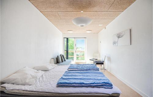 Eight-Bedroom Holiday Home In Glesborg in Glesborg Eight-Bedroom Holiday Home In Glesborg in Glesborg