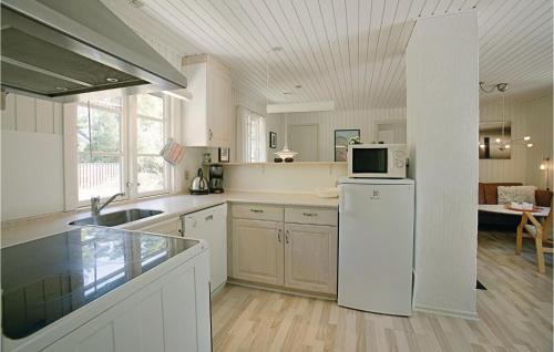 Kitchen, Dueodde Ferieby in Snogebaek Kitchen, Dueodde Ferieby in Snogebaek