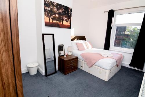 Cozy 2-bed house close to Morley Town Centre in เจอร์เดิลซัม Cozy 2-bed house close to Morley Town Centre in เจอร์เดิลซัม