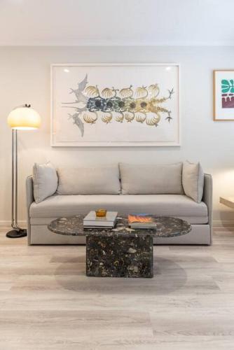 Luxury modern CBD ground floor apartment. in Majura Luxury modern CBD ground floor apartment. in Majura