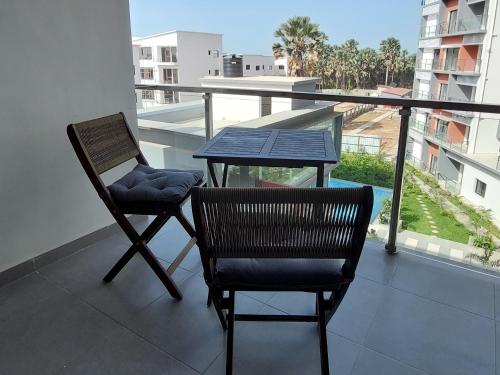 Terraza/balcón, Superbly Modern and Airy Two Bedroom Seaside Apartment with Balcony in Bijilo Terraza/balcón, Superbly Modern and Airy Two Bedroom Seaside Apartment with Balcony in Bijilo