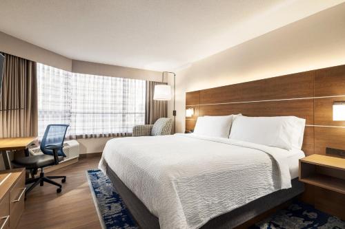 溫哥華鐵道鎮智選假日酒店 (Holiday Inn Express Vancouver-Metrotown (Burnaby)) in 本那比 溫哥華鐵道鎮智選假日酒店 (Holiday Inn Express Vancouver-Metrotown (Burnaby)) in 本那比