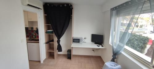 Studio Meublé Marina Villeneuve-Loubet 06 (Studio Meuble Marina Villeneuve-Loubet 06) in Cagnes-sur-Mer Studio Meublé Marina Villeneuve-Loubet 06 (Studio Meuble Marina Villeneuve-Loubet 06) in Cagnes-sur-Mer
