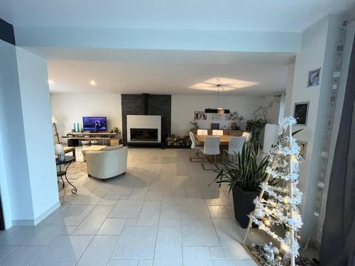 Villa nature - spacieuse et moderne in Montigny-sur-Loing Villa nature - spacieuse et moderne in Montigny-sur-Loing