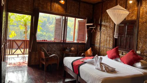 メコン リバーサイド ロッジ (Mekong Riverside Lodge) in パクベン メコン リバーサイド ロッジ (Mekong Riverside Lodge) in パクベン