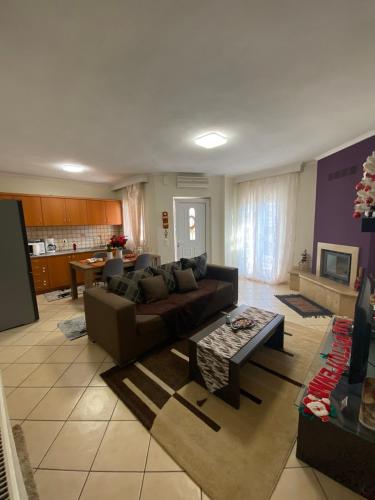 Bakopoulos resort.Ενα όμορφο διαμέρισμα με τζάκι (Bakopoulos resort.Ενα ομορφο διαμερισμα με τζακι) in Agioi Anargyroi Bakopoulos resort.Ενα όμορφο διαμέρισμα με τζάκι (Bakopoulos resort.Ενα ομορφο διαμερισμα με τζακι) in Agioi Anargyroi