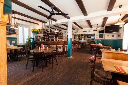 Restaurant, Happy Inn Lodge near Tourist Museum Restaurant, Happy Inn Lodge near Tourist Museum