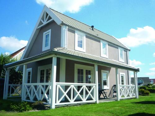 This photo about Roompot Duynparc De Heeren van 's-Gravensande shared on HyHotel.com