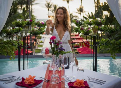 Restaurant, Kupu Kupu Phangan Beach Villas & Spa by L’Occitane in Ko Pha-ngan Restaurant, Kupu Kupu Phangan Beach Villas & Spa by L’Occitane in Ko Pha-ngan