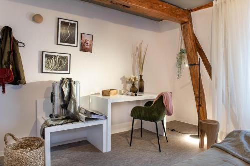 Hotel Fuchs "Life-Style mit Night-Life" in Saarbrucken Hotel Fuchs "Life-Style mit Night-Life" in Saarbrucken