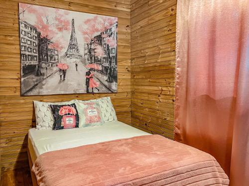 Paris Themed Cabana - Minutes Drive to Beach in Malpais Paris Themed Cabana - Minutes Drive to Beach in Malpais