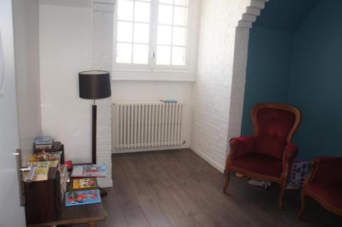 Large quiet house, 5min from train station (RER A) in Houilles Large quiet house, 5min from train station (RER A) in Houilles