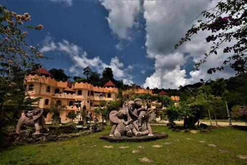 Lake Castle in Sungai Lembing Lake Castle in Sungai Lembing