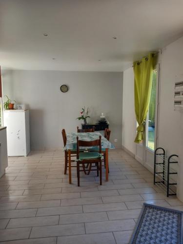 Petit chalet en bois in Ceret Petit chalet en bois in Ceret