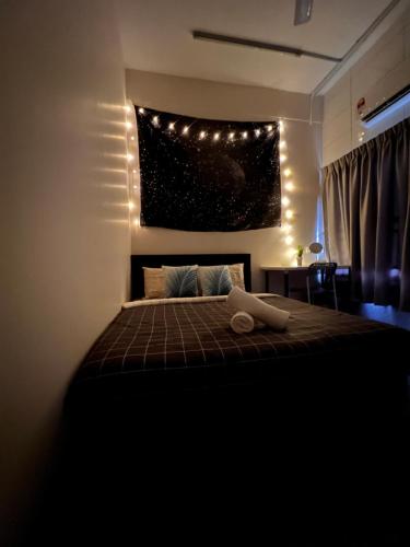 Bed, Room3 IG theme Bargainous#2pax#2min Kek Lok Si in Air Itam Bed, Room3 IG theme Bargainous#2pax#2min Kek Lok Si in Air Itam