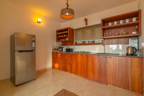 مطبخ, La Grove 2BHK with Breakfast & Stunning View - Kannur in Varadoor مطبخ, La Grove 2BHK with Breakfast & Stunning View - Kannur in Varadoor
