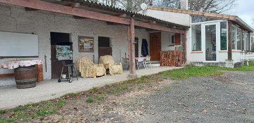 Garden, ferme equestre des abrons in Cancon Garden, ferme equestre des abrons in Cancon
