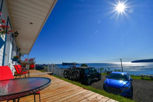 Motel Nouvel Horizon in Perce (QC) Motel Nouvel Horizon in Perce (QC)