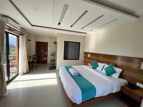 Hotel Triple Hill in Pokhara Hotel Triple Hill in Pokhara