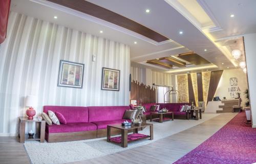 Lobby, Mira Trio Hotel in Al Sulaimaniah Lobby, Mira Trio Hotel in Al Sulaimaniah