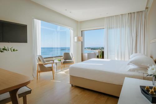 阿里恩海滩酒店 (Alion Beach Hotel) in 阿亚那帕 阿里恩海滩酒店 (Alion Beach Hotel) in 阿亚那帕