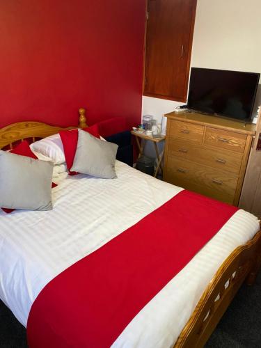 Southway Double Room near Derriford in เอฟฟอร์ด Southway Double Room near Derriford in เอฟฟอร์ด